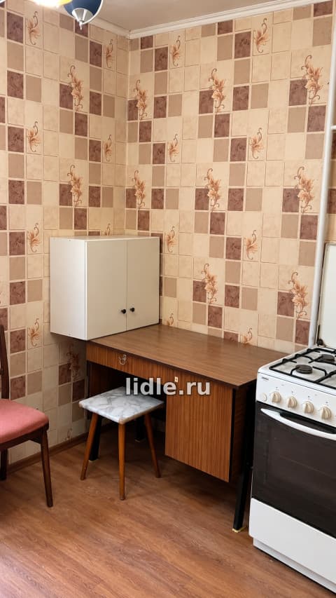 Купить 1-комнатную квартиру 33 м2 пр-т Строителей